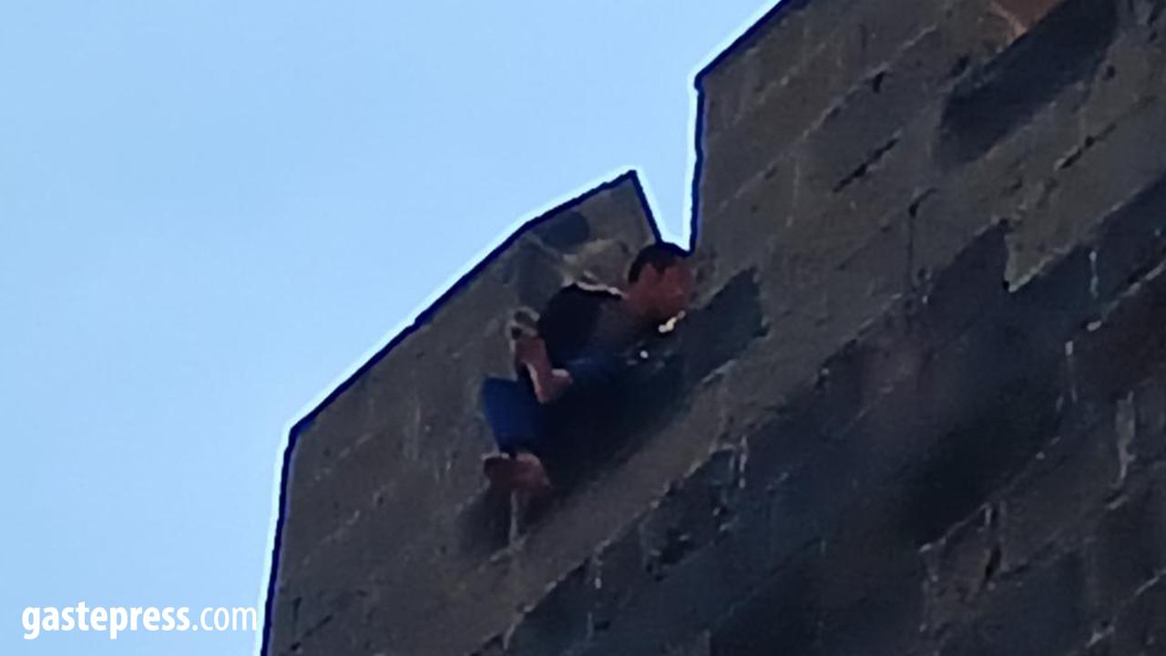 Kayseri Kalesi Surlarında İntihar Girişimi: Polis Kurtardı!