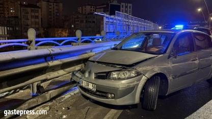 Kayseri’de Alkollü Sürücü Bariyerlere Çarptı: 25 Bin TL Ceza Kesildi