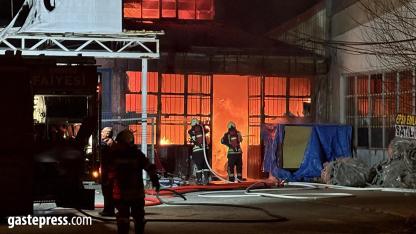 Kayseri’de Mobilya Atölyesinde Yangın Paniği!