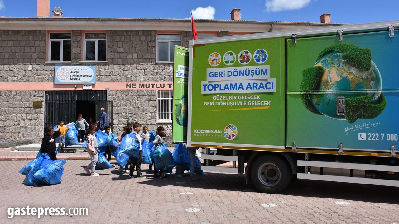 Kocasinan, Atıkları Kaynağında Ayrıştırarak Geleceğe Yatırım Yapıyor!