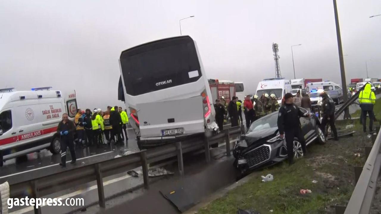 Kuzey Marmara Otoyolu’nda Polis Servisi Kaza Yaptı: 1 Şehit, 16 Yaralı!