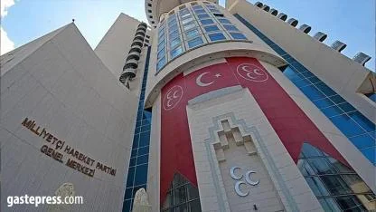 MHP’de Şok İstifa!