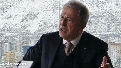 Milli Savunma Komisyonu Başkanı Akar: "İncirlik Üssü'nün sahibi Türkiye'dir"