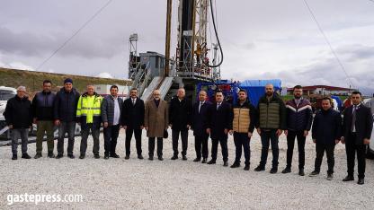 Vekil Cıngı, Kayseri’de Jeotermal Kaynaklı Sera Organize Tarım Bölgesini Ziyaret Etti!