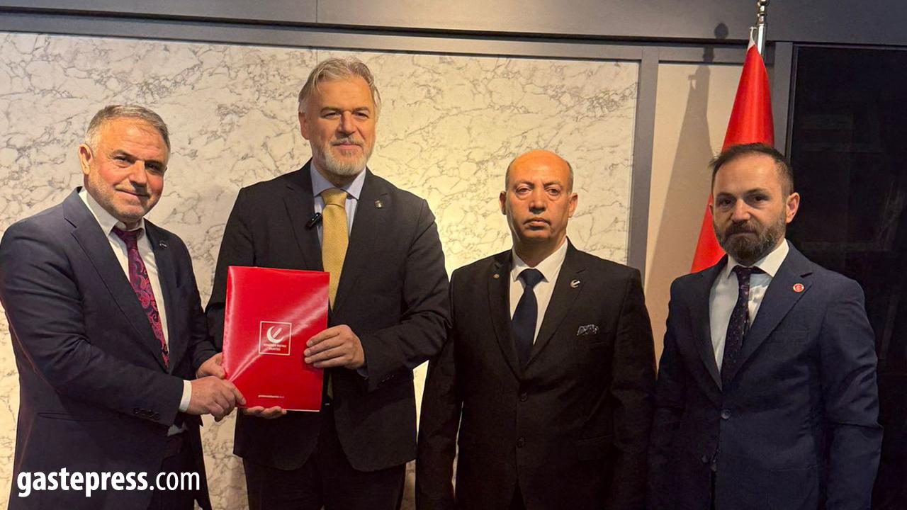 YRP Yahyalı İlçe Başkanlığı’nda Görev Değişimi: Veysel Ekinci Göreve Getirildi!