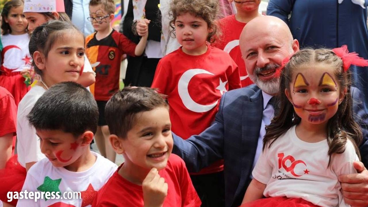 Başkan Çolakbayrakdar'dan çocuk şenliğine davet!