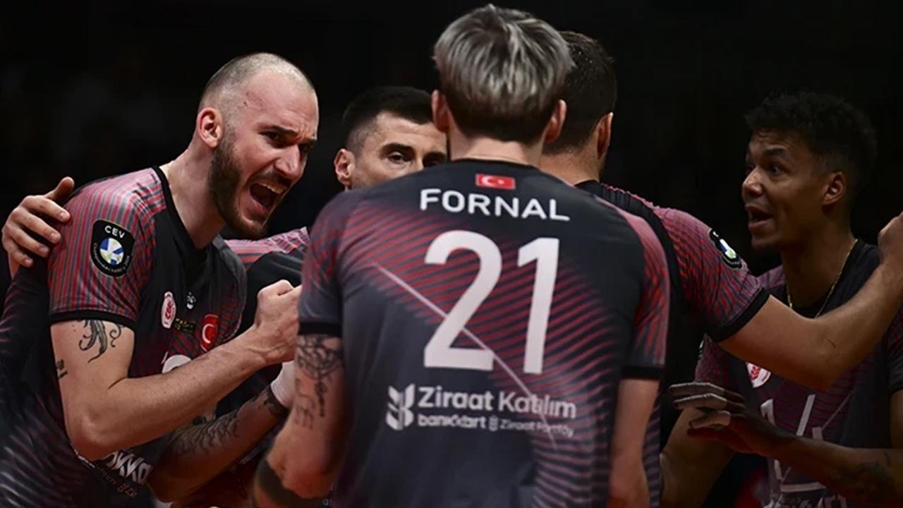 Efeler Ligi'nde Dev Adım: Ziraat Bankkart Final Koltuğunda!