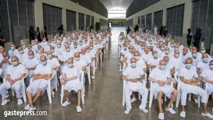 El Salvador’da tarihi dava: Yüzlerce çete üyesi aynı anda yargılanıyor!