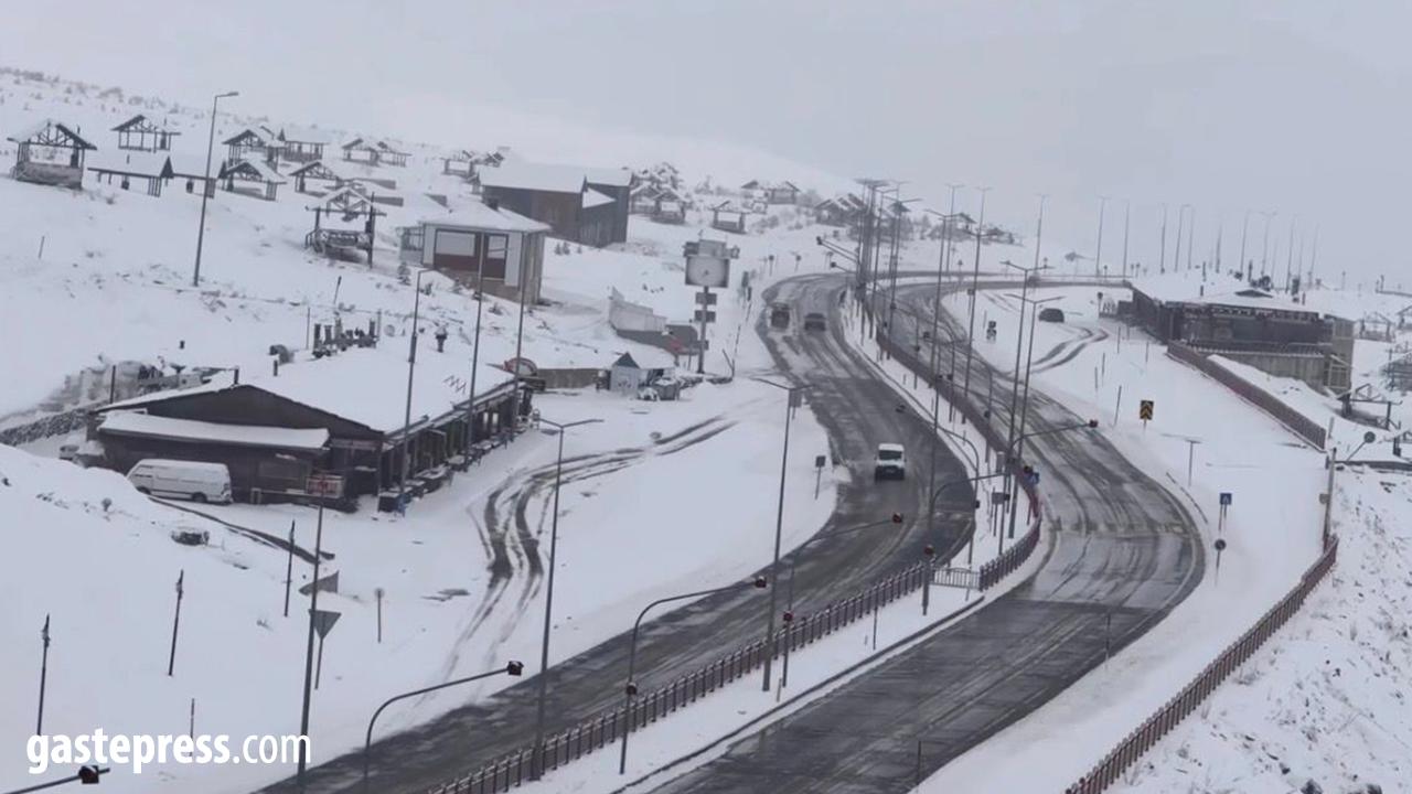 Erciyes’te nisan karı sezonu uzattı!