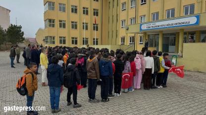 Kahramanmaraş’taki okul saldırısında hayatını kaybedenler Kayseri Sarız’da anıldı!