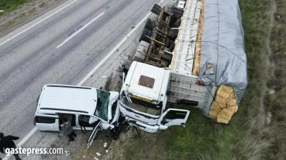 Kamyon ve tankerin karıştığı kazada faciadan dönüldü!