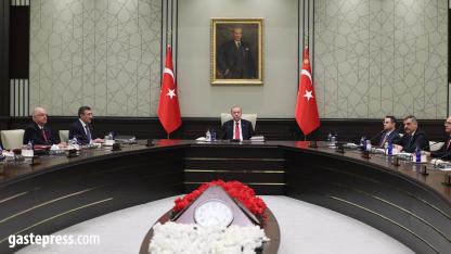 MGK Bildirisi: “Terör, Milletimizin Gündeminden Geri Dönmemek Üzere Çıkarılacak”