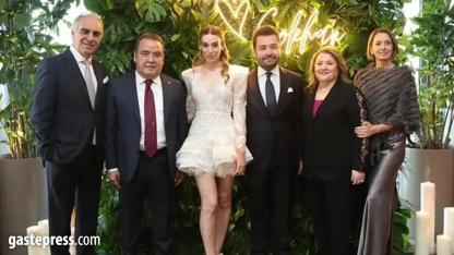 Muhittin Böcek'in gelini Zuhal Böcek gözaltına alındı işte tam liste!