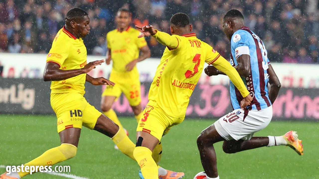 Trabzonspor, sahasında Göztepe ile 1-1 berabere kaldı!