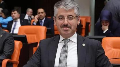 Vekil Çopuroğlu’ndan Sert Tepki, Büyükşehir’den Net Açıklama: Mustafa Keser Konseri Tartışma Yarattı!