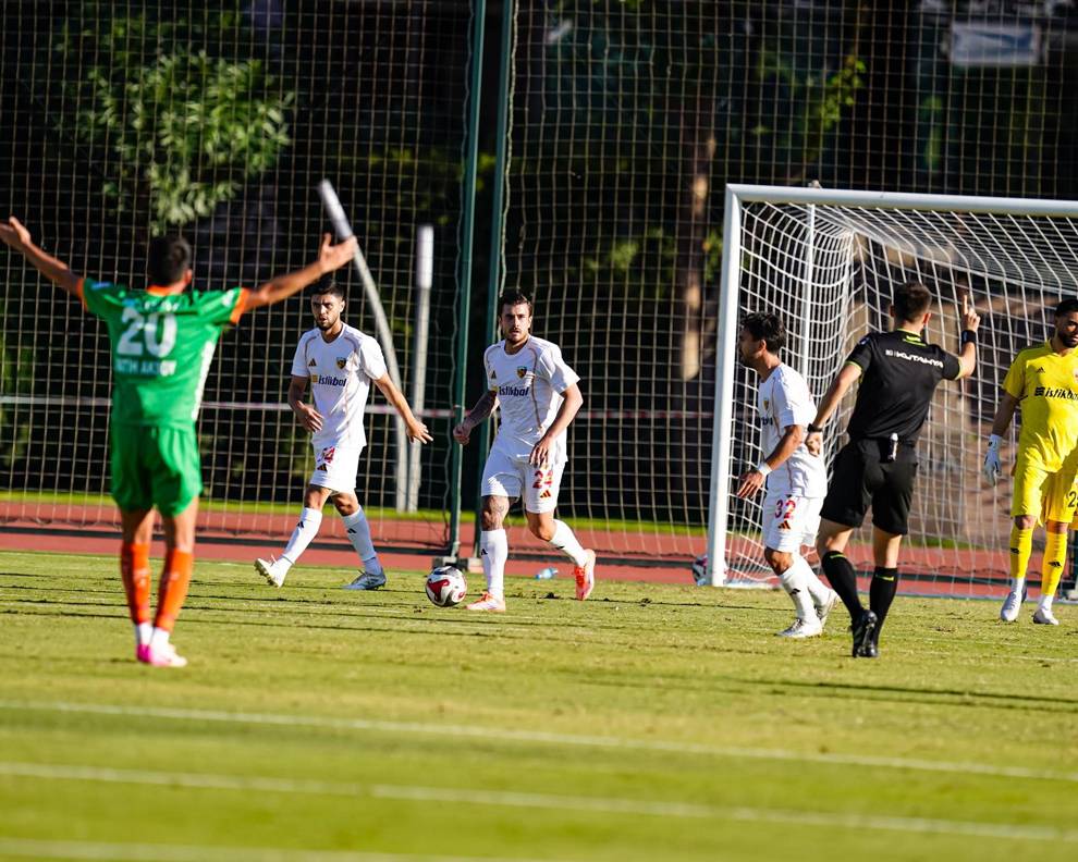 Kayserispor hazırlık maçında Alanyaspor ile berabere kaldı!