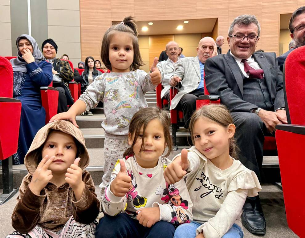 Erdal Altun’dan Davutoğlu’na Sert Sözler: “Siyaset Hatıralar Albümü Değildir”