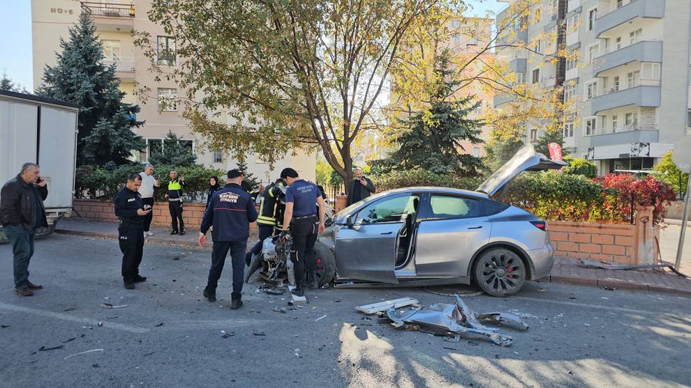 Otomobilini hızını denerken perte çıkardı!