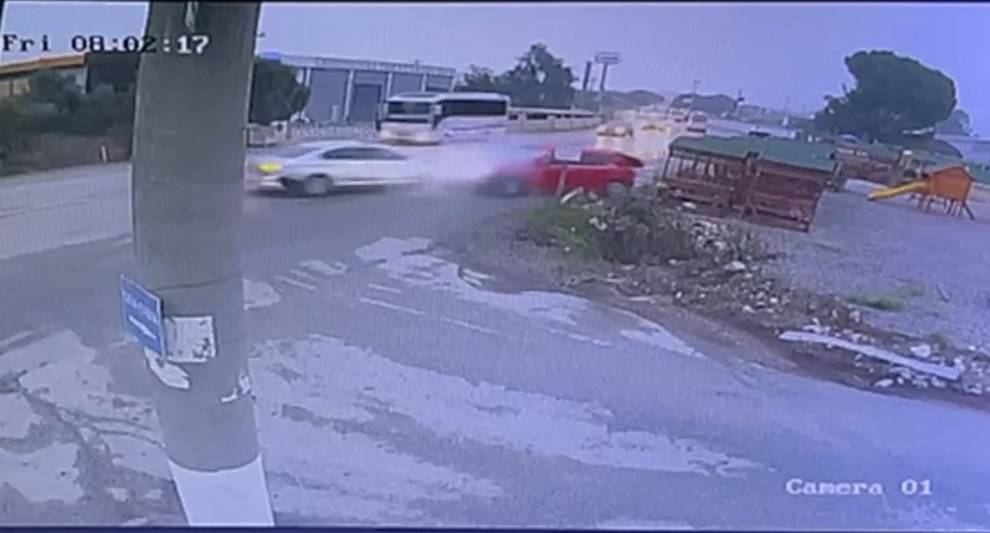 Kemalpaşa'da feci trafik kazası!