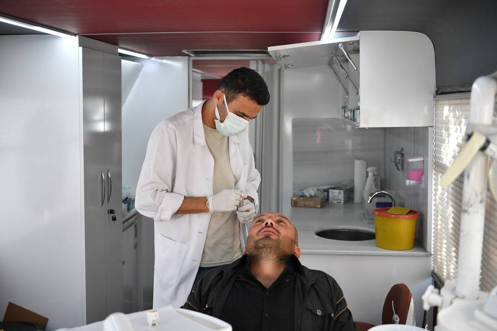 Gezici Ağız ve Diş Sağlığı Kliniği vatandaşın ayağına gidiyor!
