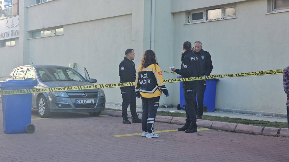 Talas'ta bir kişi aracında ölü bulundu!