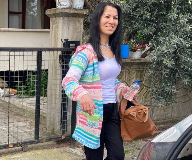 Eşi tarafından bıçaklanan kadın hayatını kaybetti!