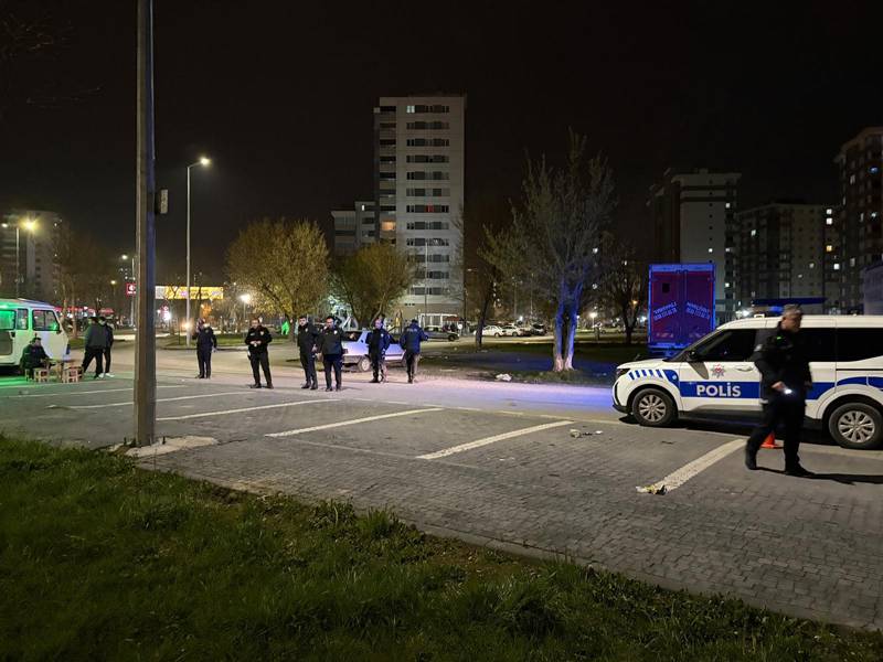 Kayseri'de ‘Laf atma’ meselesinde kan aktı!