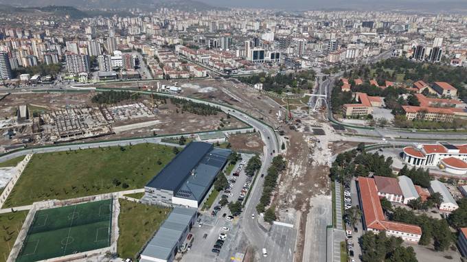 Başkan Büyükkılıç’tan Kartal Katlı Kavşağı’na yakın takip: 