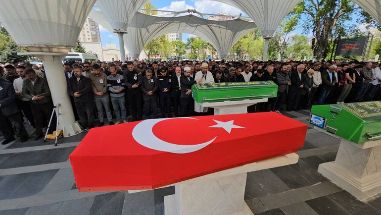 Gazi polis Kaya, son yolculuğuna uğurlandı!